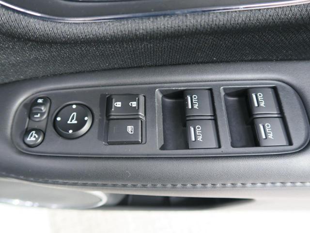 ハイブリッドZ シティブレーキシステム ハーフレザーシート LEDヘッド 純正SDナビ シートヒーター クルーズコントロール 純正17インチAW デュアルオートエアコン 禁煙車 スマートキー オートライト(39枚目)