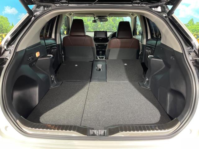 ハイブリッドZ 純正8型ディスプレイオーディオ セーフティセンス パノラミックビューモニター 禁煙車 レーダークルーズコントロール 2トーンカラー Bluetooth再生 ETC シートヒーター LEDヘッドライト(32枚目)