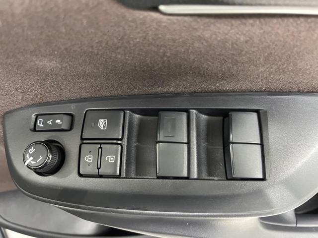 ハイブリッドZ 純正8型ディスプレイオーディオ セーフティセンス パノラミックビューモニター 禁煙車 レーダークルーズコントロール 2トーンカラー Bluetooth再生 ETC シートヒーター LEDヘッドライト(35枚目)