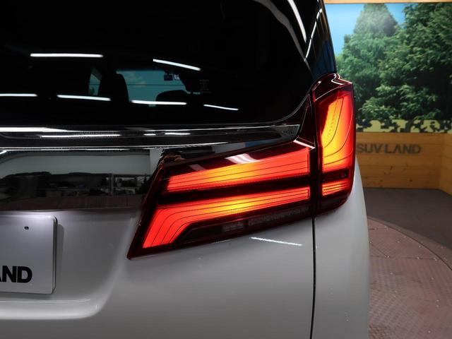 2.5S Cパッケージ 禁煙車 Wサンルーフ 後席モニター デジタルインナーミラー BSM 三眼LEDヘッドライト レーダークルーズ ベンチレーション 両側電動スライドドア パワーバックドア(24枚目)