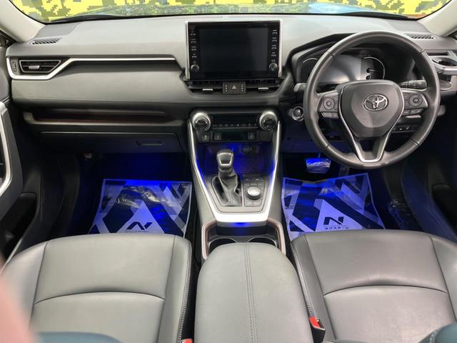 G Zパッケージ 4WD パノラマムーンルーフ ディスプレイオーディオ セーフティセンス レーダークルーズコントロール LEDヘッドランプ パワーバックドア シートヒーター パワーシート スマートキー 禁煙車(2枚目)