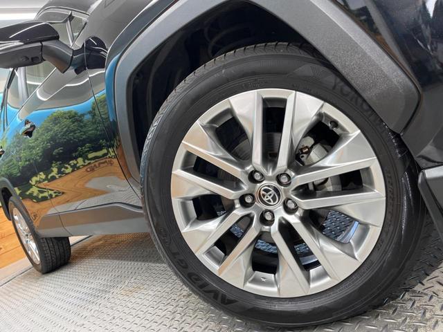 G Zパッケージ 4WD パノラマムーンルーフ ディスプレイオーディオ セーフティセンス レーダークルーズコントロール LEDヘッドランプ パワーバックドア シートヒーター パワーシート スマートキー 禁煙車(9枚目)