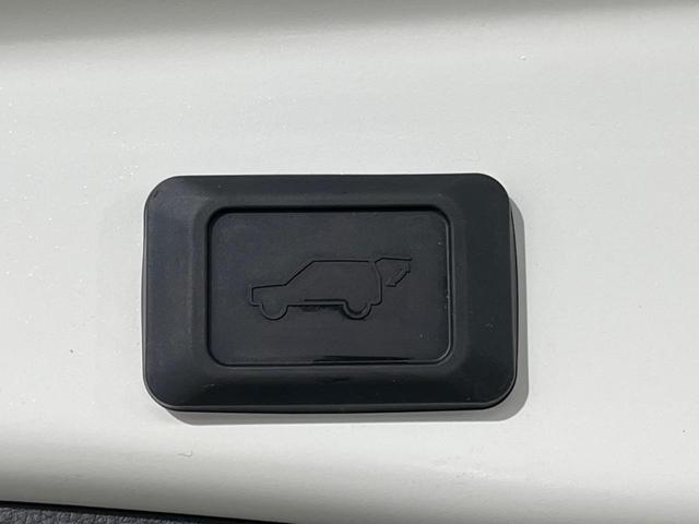 G 禁煙車 4WD 純正9型ナビ バックカメラ Bluetooth再生 セーフティセンス レーダークルーズ LEDヘッド ルーフレール パワーシート シートヒーター クリアランスソナー 純正18AW(5枚目)