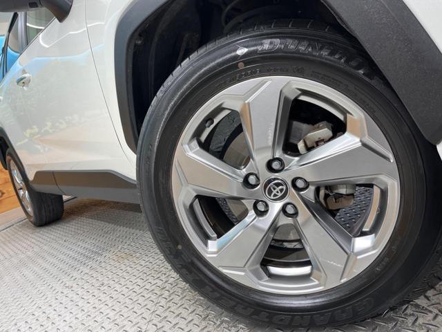 G 禁煙車 4WD 純正9型ナビ バックカメラ Bluetooth再生 セーフティセンス レーダークルーズ LEDヘッド ルーフレール パワーシート シートヒーター クリアランスソナー 純正18AW(14枚目)