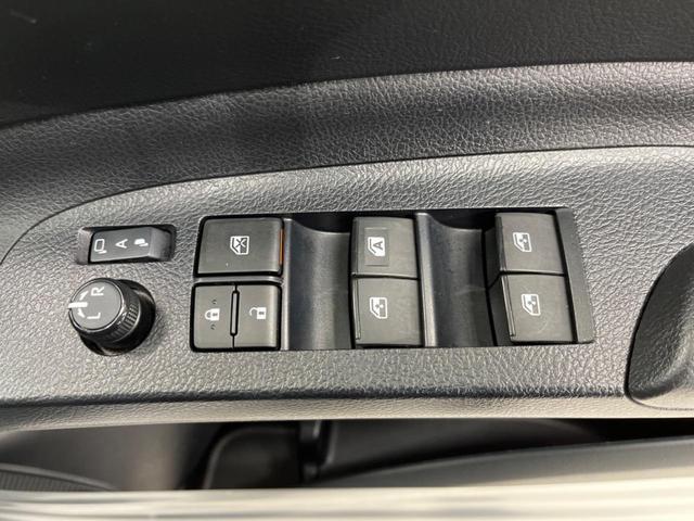 X 禁煙車 4WD SDナビ バックカメラ Bluetooth 衝突軽減ブレーキ ETC 電動スライドドア レーンキープアシスト クリアランスソナー オートマチックハイビーム スマートキー 電動格納ミラー(31枚目)