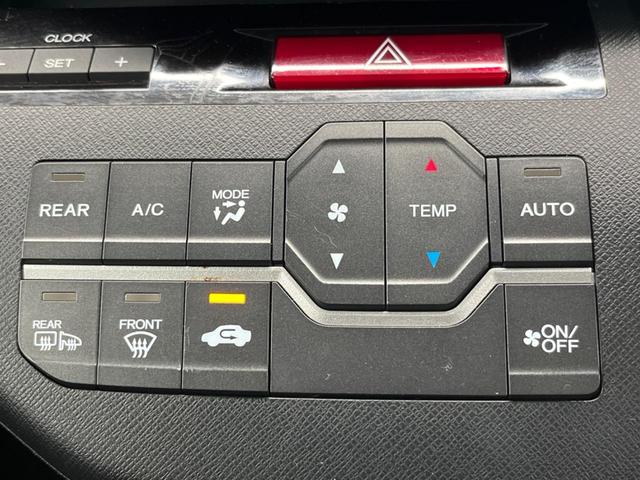 Z 禁煙車 SDナビ 後席モニター バックカメラ 両側電動スライドドア 8人乗り ETC フルセグ スマートキー HIDヘッド オートライト 純正16アルミ オートエアコン パドルシフト 電動格納ミラー(7枚目)