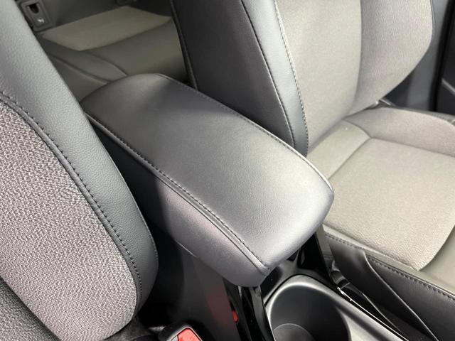 ハイブリッド Z トヨタセーフティセンス 純正9型ディスプレイオーディオ 全周囲カメラ 登録済未使用車 レーダークルーズコントロール シーケンシャルターンランプ Bluetooth再生 シートヒーター パワーシート(39枚目)