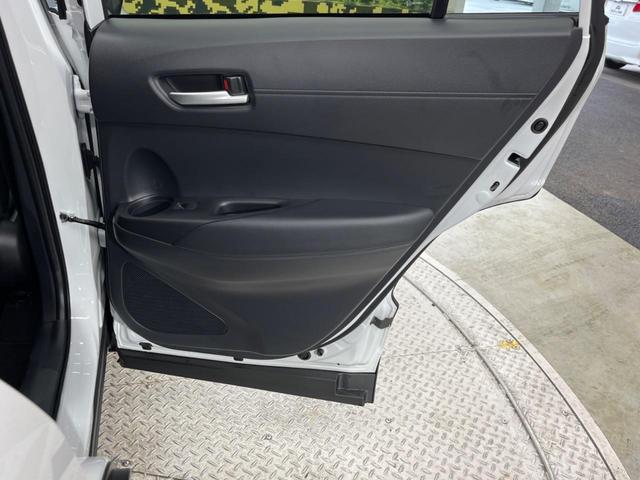 ハイブリッド Z トヨタセーフティセンス 純正9型ディスプレイオーディオ 全周囲カメラ 登録済未使用車 レーダークルーズコントロール シーケンシャルターンランプ Bluetooth再生 シートヒーター パワーシート(48枚目)