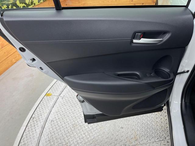ハイブリッド Z トヨタセーフティセンス 純正9型ディスプレイオーディオ 全周囲カメラ 登録済未使用車 レーダークルーズコントロール シーケンシャルターンランプ Bluetooth再生 シートヒーター パワーシート(51枚目)