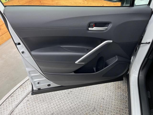 ハイブリッド Z トヨタセーフティセンス 純正9型ディスプレイオーディオ 全周囲カメラ 登録済未使用車 レーダークルーズコントロール シーケンシャルターンランプ Bluetooth再生 シートヒーター パワーシート(52枚目)
