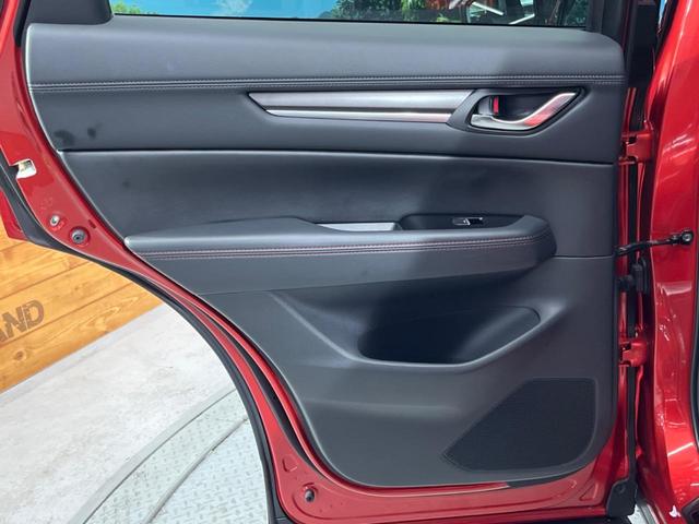 ＣＸ－５ ＸＤ　スポーツアピアランス　１０．２５インチマツダコネクトナビ　全周囲カメラ　スマートブレーキサポート　レーダークルーズコントロール　禁煙車　パワーバックドア　レザーシート　前席パワーシート　ドライブレコーダー　ＥＴＣ（54枚目）