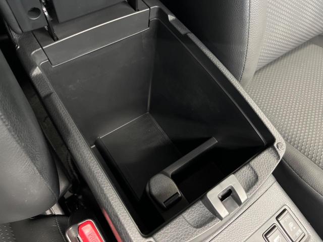 エクストレイル ２０Ｘ　エマージェンシーブレーキパッケージ　禁煙車　純正８インチナビ　フリップダウンモニター　ＬＥＤヘッドライト　エマージェンシーブレーキ　バックカメラ　ＥＴＣ　Ｂｌｕｅｔｏｏｔｈ再生　前席シートヒーター　革巻きステアリング（40枚目）
