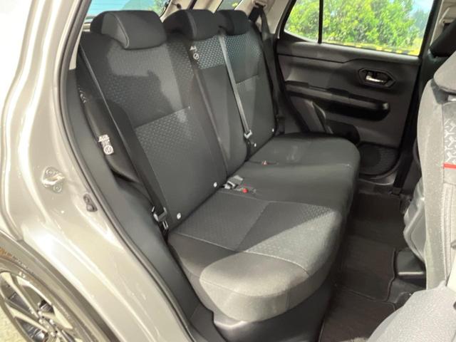ライズ Ｚ　禁煙車　９インチディスプレイオーディオ　パノラミックビュー　スマートアシスト　アダプティブクルーズ　ブラインドスポット　シーケンシャルターンランプ　シートヒーター　ＨＤＭＩ　ＡｐｐｌｅＣａｒＰｌａｙ（10枚目）