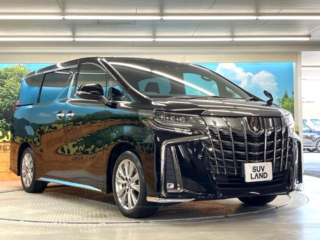 アルファード ２．５Ｓ　タイプゴールド　禁煙車　両側パワースライドドア　フリップダウンモニター　セーフティセンス　パワーバックドア　シーケンシャルターンランプ　３眼ＬＥＤヘッドライト　９インチディスプレイオーディオ　アクセサリーコンセント（17枚目）
