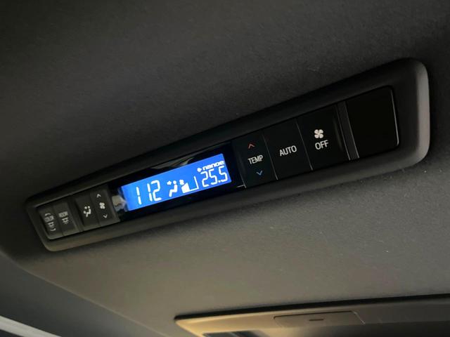 アルファード ２．５Ｓ　タイプゴールド　禁煙車　両側パワースライドドア　フリップダウンモニター　セーフティセンス　パワーバックドア　シーケンシャルターンランプ　３眼ＬＥＤヘッドライト　９インチディスプレイオーディオ　アクセサリーコンセント（32枚目）