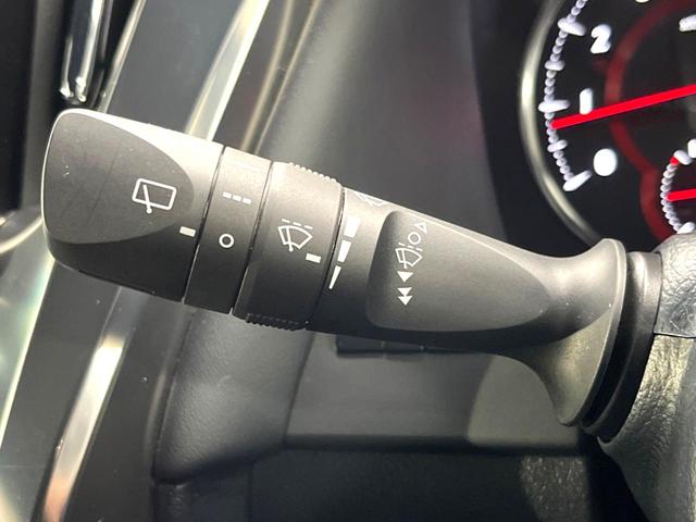 アルファード ２．５Ｓ　タイプゴールド　禁煙車　両側パワースライドドア　フリップダウンモニター　セーフティセンス　パワーバックドア　シーケンシャルターンランプ　３眼ＬＥＤヘッドライト　９インチディスプレイオーディオ　アクセサリーコンセント（37枚目）