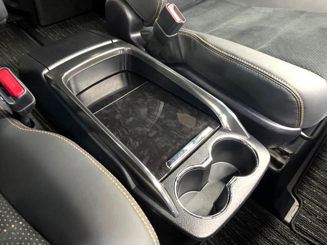 アルファード ２．５Ｓ　タイプゴールド　禁煙車　両側パワースライドドア　フリップダウンモニター　セーフティセンス　パワーバックドア　シーケンシャルターンランプ　３眼ＬＥＤヘッドライト　９インチディスプレイオーディオ　アクセサリーコンセント（43枚目）