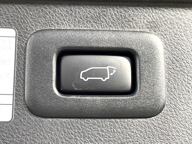 アルファード ２．５Ｓ　タイプゴールド　禁煙車　両側パワースライドドア　フリップダウンモニター　セーフティセンス　パワーバックドア　シーケンシャルターンランプ　３眼ＬＥＤヘッドライト　９インチディスプレイオーディオ　アクセサリーコンセント（50枚目）