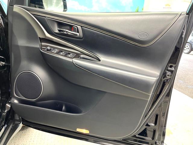 ハリアー プレミアム　ムーンルーフ　禁煙車　Ｐｉｏｎｅｅｒナビフルセグ　バックカメラ　セーフティセンスＰ　レーダークルーズ　パワーバックドア　パワーシート　ナノイーオートエアコン　シーケンシャルターンランプ　電動パーキング（38枚目）