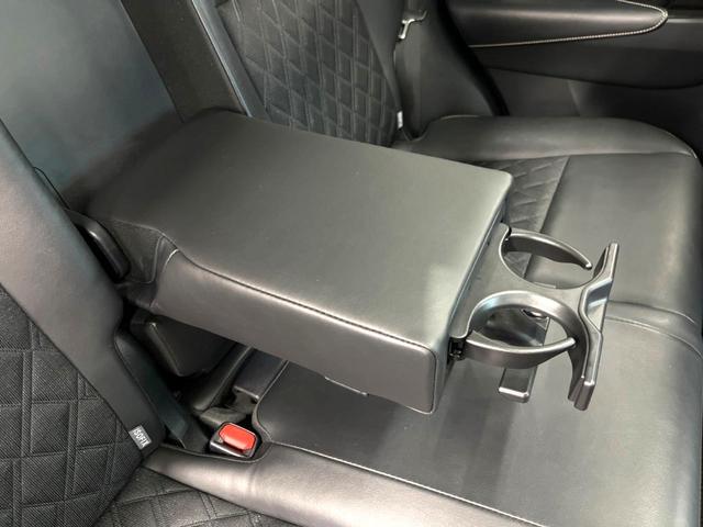 ハリアー プレミアム　ムーンルーフ　禁煙車　Ｐｉｏｎｅｅｒナビフルセグ　バックカメラ　セーフティセンスＰ　レーダークルーズ　パワーバックドア　パワーシート　ナノイーオートエアコン　シーケンシャルターンランプ　電動パーキング（48枚目）