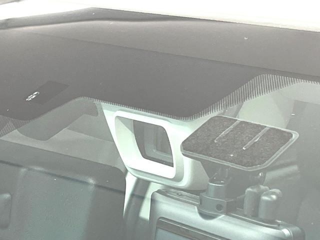 フォレスター Ｘ－ブレイク　禁煙車　純正８インチナビ　バックカメラ　サイドカメラ　アイサイトセイフティプラス　メモリー付パワーシート　パワーバックドア　前後席シートヒーター　ステアリングヒーター　前後ドラレコ　ＥＴＣ（5枚目）