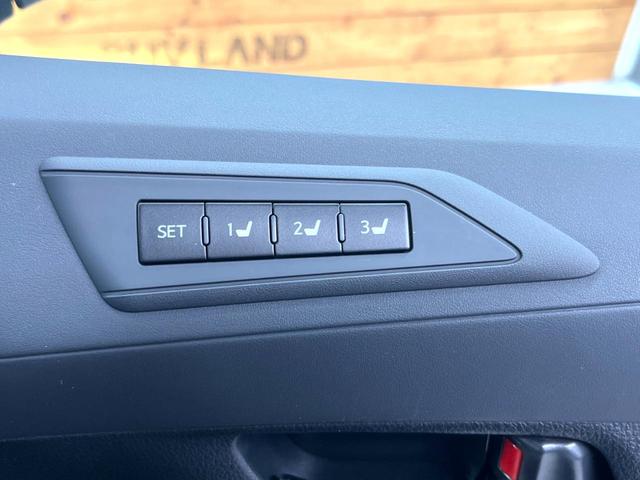 アルファード ２．５Ｓ　Ｃパッケージ　ツインムーンルーフ　モデリスタエアロ　シグネチャーイルミブレード　禁煙車　ＪＢＬサウンド付メーカーナビ　リアエンターテインメントシステム　パノラミックビュー　デジタルインナーミラー　ブラインドスポット（53枚目）