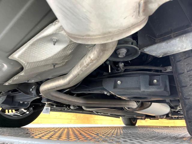 アルファード ２．５Ｓ　Ｃパッケージ　ツインムーンルーフ　モデリスタエアロ　シグネチャーイルミブレード　禁煙車　ＪＢＬサウンド付メーカーナビ　リアエンターテインメントシステム　パノラミックビュー　デジタルインナーミラー　ブラインドスポット（68枚目）