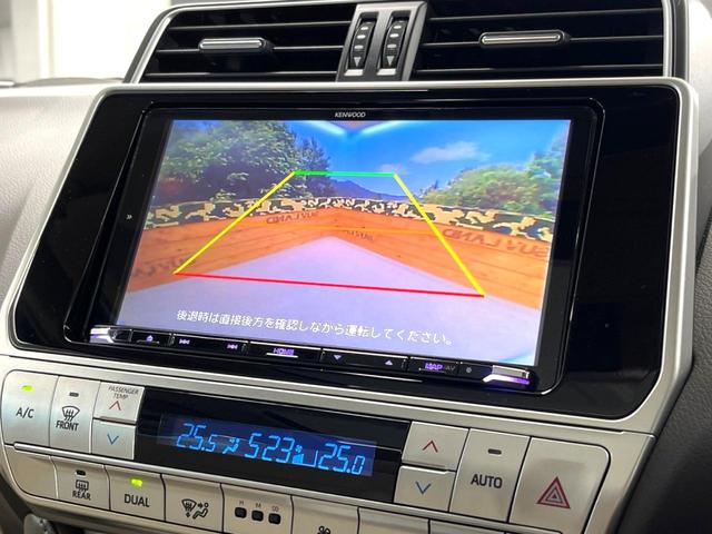 ランドクルーザープラド ＴＸ　Ｌパッケージ　マットブラックエディション　７人乗り　サンルーフ　ＫＥＮＷＯＯＤ９インチＳＤナビ　レーダークルーズコントロール　トヨタセーフティセンス　シートベンチレーション　シートヒーター　革巻きステアリング　純正１８インチアルミホイール（4枚目）