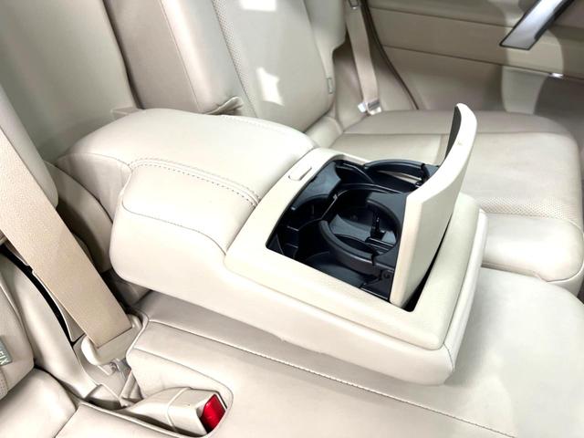 ランドクルーザープラド ＴＸ　Ｌパッケージ　マットブラックエディション　７人乗り　サンルーフ　ＫＥＮＷＯＯＤ９インチＳＤナビ　レーダークルーズコントロール　トヨタセーフティセンス　シートベンチレーション　シートヒーター　革巻きステアリング　純正１８インチアルミホイール（36枚目）
