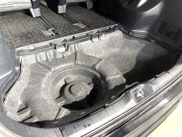 ヴォクシー ＺＳ　煌ＩＩ　モデリスタエアロ　シグネチャーイルミブレード　禁煙車　純正９インチナビ　バックカメラ　両側パワースライドドア　セーフティセンス　ドラレコ　ＬＥＤヘッド　ＥＴＣ２．０　１７インチＡＷ　リアオートエアコン（47枚目）