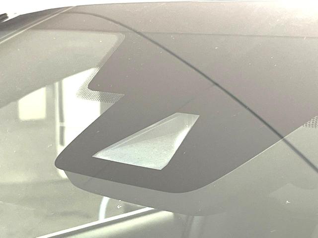 NX NX300 スパイス&シック 禁煙車 10.3インチナビ バック/サイドカメラ プレミアムサウンド シートベンチレーション セーフティシステムプラス 3眼LEDヘッド ブロンズインパネ加飾 Ltexシート メモリー付パワーシート(5枚目)