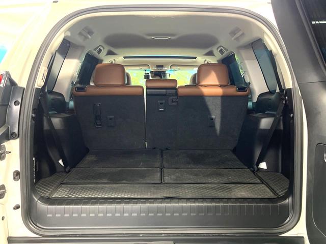 ランドクルーザープラド TX Lパッケージ 70thアニバーサリーリミテッド ムーンルーフ 禁煙車 10インチPanasonicナビ バックカメラ シートベンチレーション サドルタン革シート 360°ドラレコ セーフティセンス レーダークルーズ フルセグ BD/DVD(11枚目)