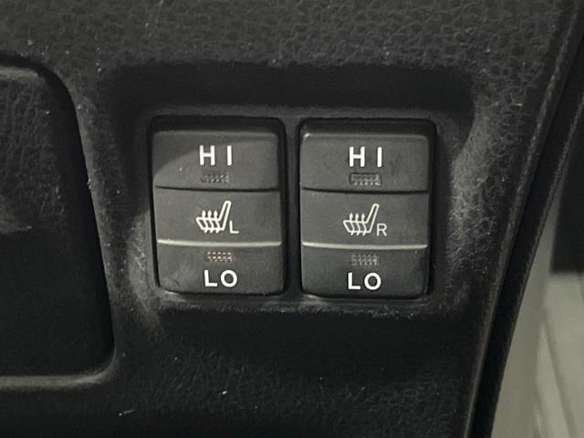 エスクァイア ハイブリッドGi ブラックテーラード 禁煙車 純正10インチナビ フリップダウン バックカメラ 両側パワースライドドア セーフティセンスC シートヒーター LEDヘッド ETC クルコン オートマチックハイビーム デュアルオートエアコン(7枚目)