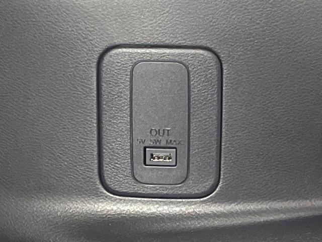 セレナ e-パワー ハイウェイスターV プロパイロット 両側電動スライド 純正10インチSDナビ 全周囲カメラ インテリジェントエマージェンシーブレーキ 禁煙車 ドラレコ ビルトインETC Bluetooth  フルセグ LEDヘッドライト(24枚目)