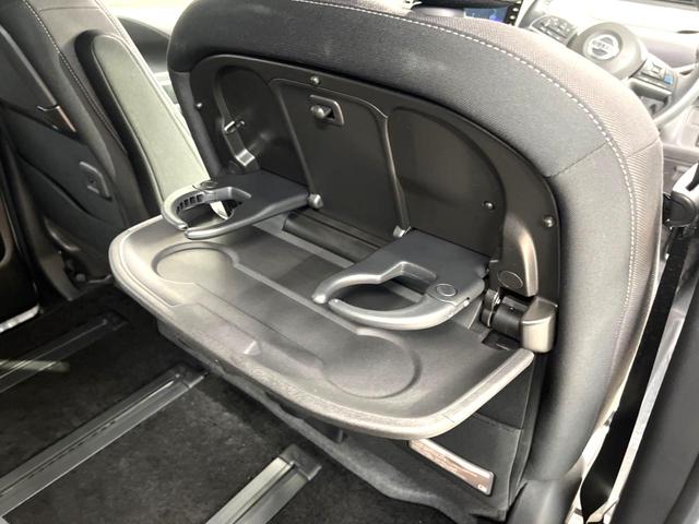 セレナ e-パワー ハイウェイスターV プロパイロット 両側電動スライド 純正10インチSDナビ 全周囲カメラ インテリジェントエマージェンシーブレーキ 禁煙車 ドラレコ ビルトインETC Bluetooth  フルセグ LEDヘッドライト(65枚目)