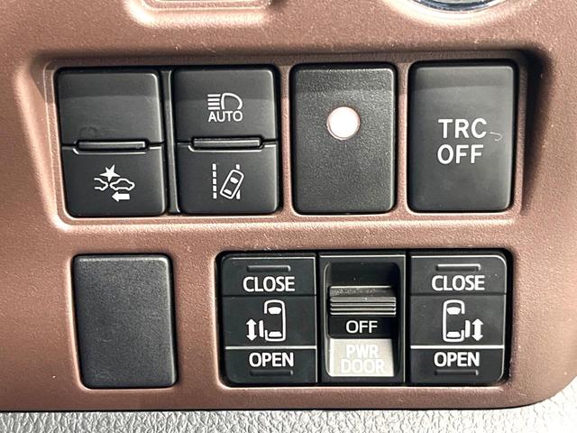 エスクァイア ハイブリッドGi 禁煙車 純正9インチナビ バックカメラ 両側パワースライドドア セーフティセンスC 合皮シート シートヒーター スマートキー LEDヘッド ETC クルコン オートマチックハイビーム オートエアコン(7枚目)