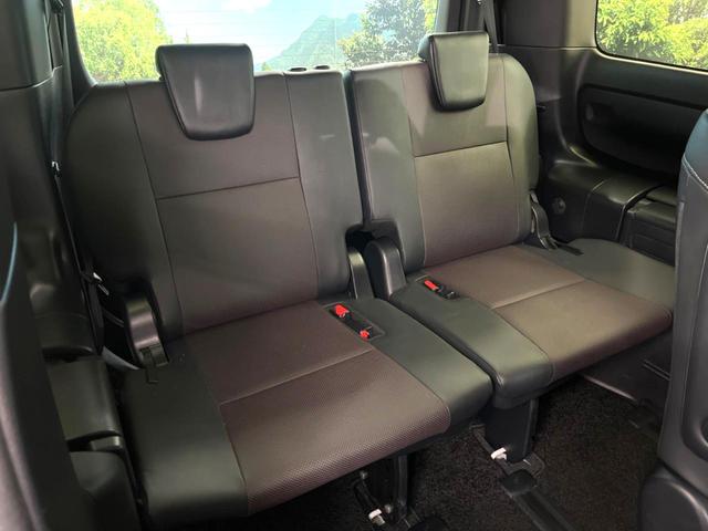 エスクァイア ハイブリッドGi 禁煙車 純正9インチナビ バックカメラ 両側パワースライドドア セーフティセンスC 合皮シート シートヒーター スマートキー LEDヘッド ETC クルコン オートマチックハイビーム オートエアコン(10枚目)