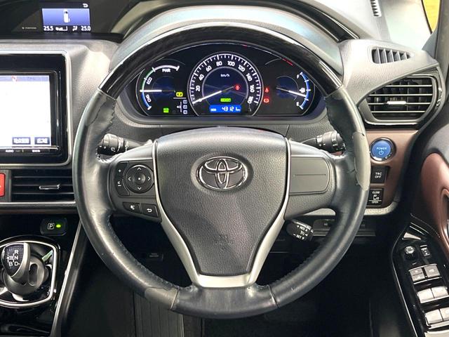 エスクァイア ハイブリッドGi 禁煙車 純正9インチナビ バックカメラ 両側パワースライドドア セーフティセンスC 合皮シート シートヒーター スマートキー LEDヘッド ETC クルコン オートマチックハイビーム オートエアコン(12枚目)