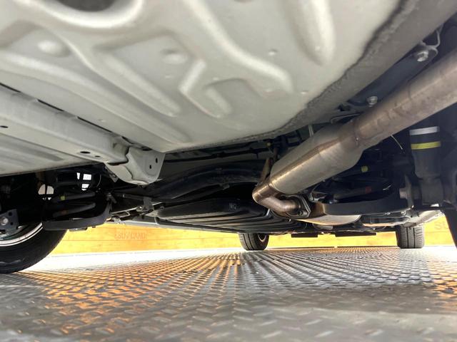 エスクァイア ハイブリッドGi 禁煙車 純正9インチナビ バックカメラ 両側パワースライドドア セーフティセンスC 合皮シート シートヒーター スマートキー LEDヘッド ETC クルコン オートマチックハイビーム オートエアコン(24枚目)