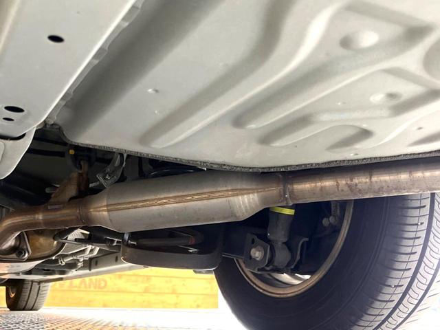 エスクァイア ハイブリッドGi 禁煙車 純正9インチナビ バックカメラ 両側パワースライドドア セーフティセンスC 合皮シート シートヒーター スマートキー LEDヘッド ETC クルコン オートマチックハイビーム オートエアコン(25枚目)