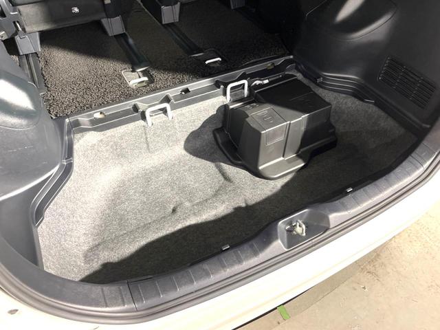 エスクァイア ハイブリッドGi 禁煙車 純正9インチナビ バックカメラ 両側パワースライドドア セーフティセンスC 合皮シート シートヒーター スマートキー LEDヘッド ETC クルコン オートマチックハイビーム オートエアコン(27枚目)