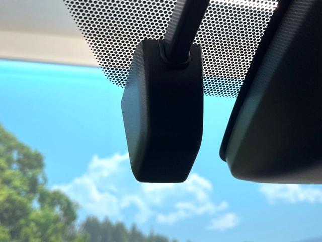 エスクァイア ハイブリッドGi 禁煙車 純正9インチナビ バックカメラ 両側パワースライドドア セーフティセンスC 合皮シート シートヒーター スマートキー LEDヘッド ETC クルコン オートマチックハイビーム オートエアコン(61枚目)