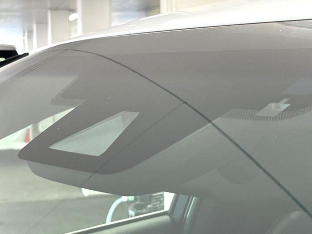 ＮＸ ＮＸ３００ｈ　Ｆスポーツ　ムーンルーフ　禁煙車　１０．３インチワイドナビ　バックカメラ　３眼ＬＥＤヘッド　シートベンチレーション　黒革スポーツシート　ドライブモードセレクト　パフォーマンスダンパー　ハンズフリーパワーバックドア（8枚目）