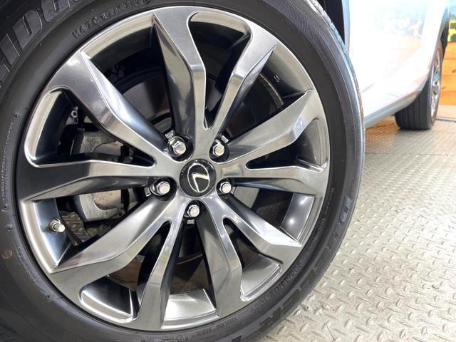 ＮＸ ＮＸ３００ｈ　Ｆスポーツ　ムーンルーフ　禁煙車　１０．３インチワイドナビ　バックカメラ　３眼ＬＥＤヘッド　シートベンチレーション　黒革スポーツシート　ドライブモードセレクト　パフォーマンスダンパー　ハンズフリーパワーバックドア（14枚目）