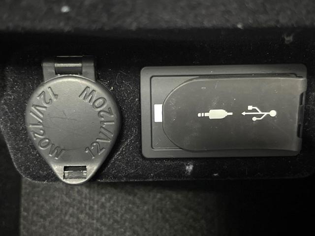 ＮＸ ＮＸ３００ｈ　Ｆスポーツ　ムーンルーフ　禁煙車　１０．３インチワイドナビ　バックカメラ　３眼ＬＥＤヘッド　シートベンチレーション　黒革スポーツシート　ドライブモードセレクト　パフォーマンスダンパー　ハンズフリーパワーバックドア（50枚目）