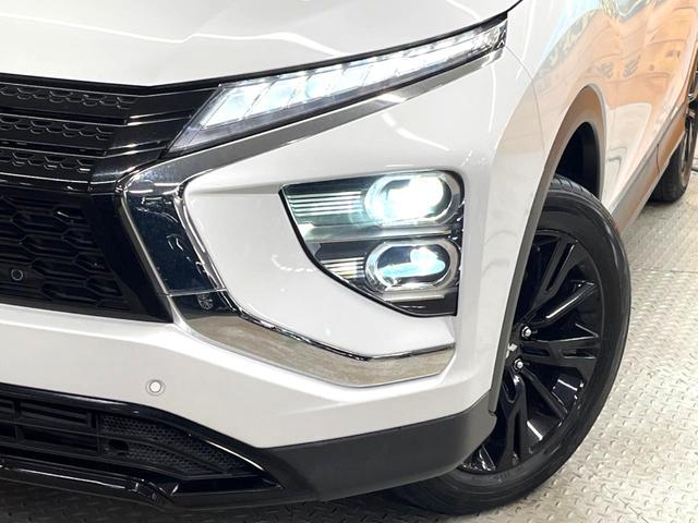 エクリプスクロス ブラックエディション　４ＷＤ　サンルーフ　全周囲カメラ　衝突被害軽減システム　禁煙車　電動リアゲート　ハーフレザーシート　全席シートヒーター　パワーシート　コーナーセンサー　スマートキー　ＬＥＤヘッド　クルコン（12枚目）