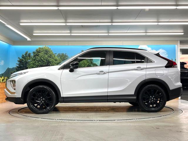 エクリプスクロス ブラックエディション　４ＷＤ　サンルーフ　全周囲カメラ　衝突被害軽減システム　禁煙車　電動リアゲート　ハーフレザーシート　全席シートヒーター　パワーシート　コーナーセンサー　スマートキー　ＬＥＤヘッド　クルコン（30枚目）