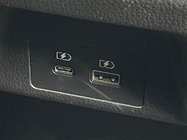 エクリプスクロス ブラックエディション　４ＷＤ　サンルーフ　全周囲カメラ　衝突被害軽減システム　禁煙車　電動リアゲート　ハーフレザーシート　全席シートヒーター　パワーシート　コーナーセンサー　スマートキー　ＬＥＤヘッド　クルコン（41枚目）