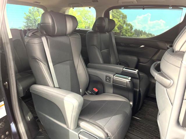 アルファード 2.5S Cパッケージ 両側電動スライドドア 純正9インチディスプレイオーディオ フリップダウン バックカメラ セーフティセンス レーダークルーズ 禁煙車 パワーバックドア シートベンチレーション パワーシート LEDヘッド(9枚目)