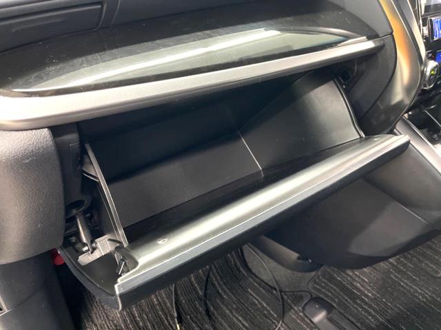 ヴェルファイア ２．５Ｚ　Ａエディション　ゴールデンアイズ　両側電動スライドドア　アルパイン製１１インチナビ　バックカメラ　プリクラッシュセーフティーシステム　レーダークルーズ　禁煙車　パワーバックドア　インテリジェントクリアランスソナー　スマートキー（62枚目）